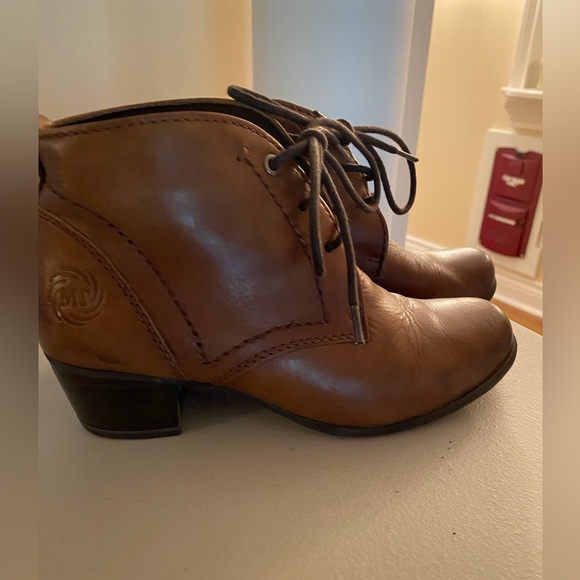 Italian leather ankle boots, worn just once, size 6 - Picture 5 of 5
